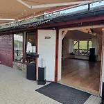 Osrodek Wczasowy Na Borach *