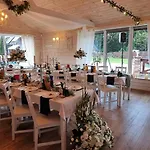 Chalet Osrodek Wczasowy Na Borach *