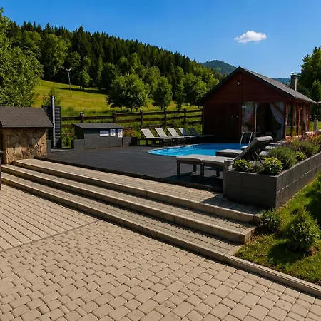 Alpstuga Osrodek Wczasowy Na Borach *