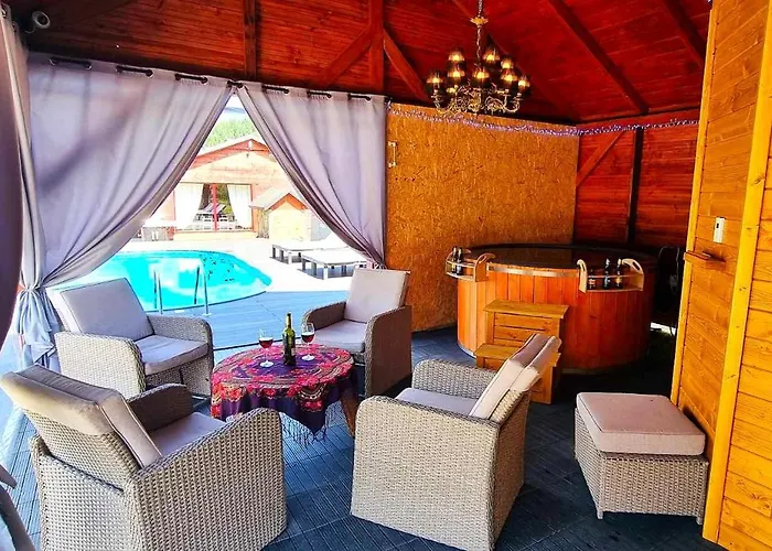 Osrodek Wczasowy Na Borach شاليه