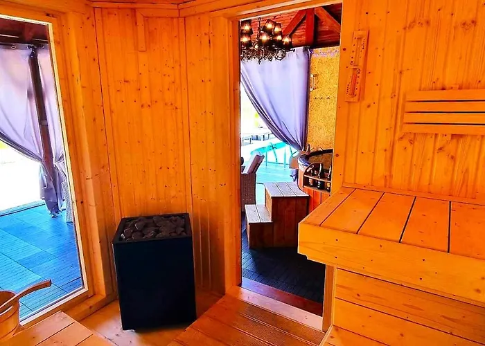 Osrodek Wczasowy Na Borach شاليه